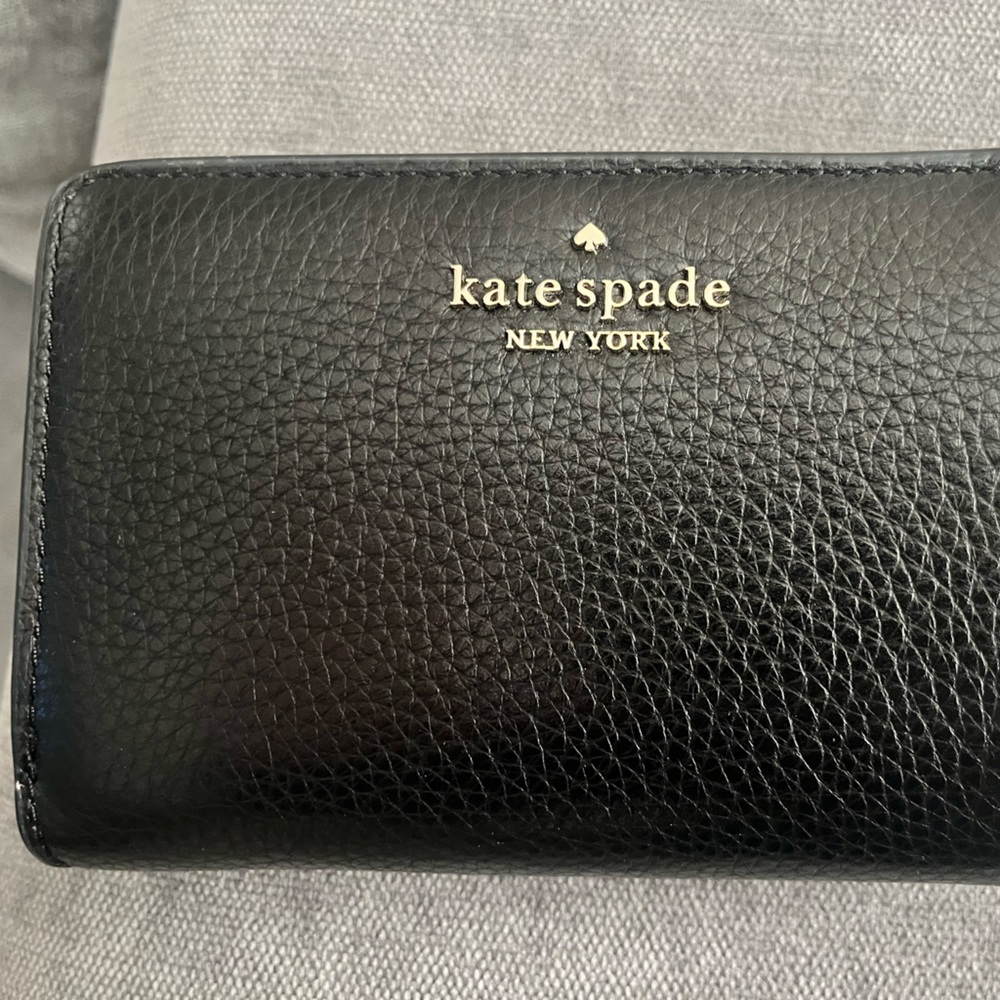 Kate Spade Leila Medium Compact Bifold Wallet
